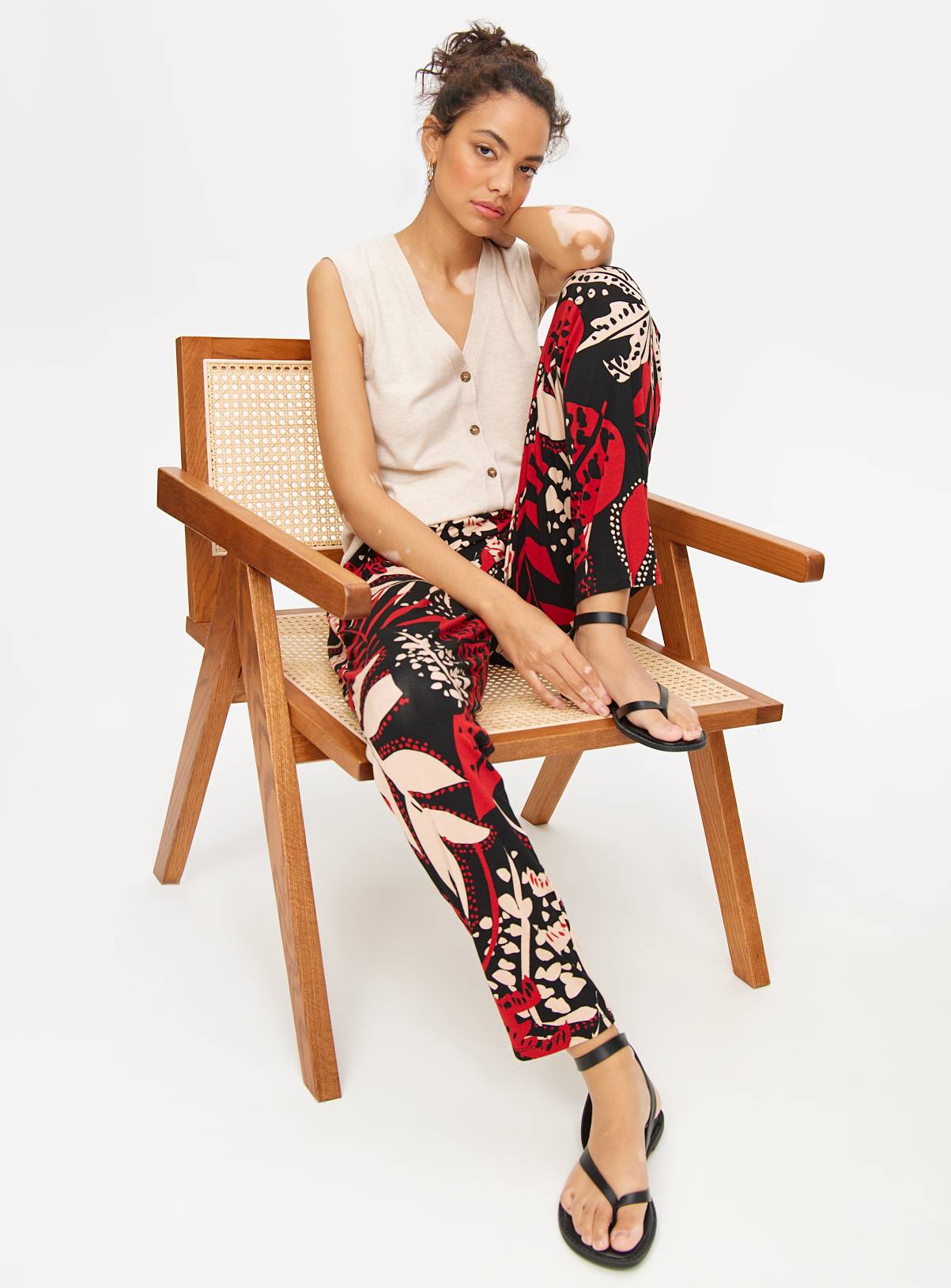 Red Abstract Tropical Print Tapered Trousers  16 - Image 3